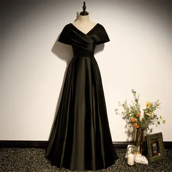 Женщины Черный атласный вечернее платье Сексуальное вечернее платье с V-образным вырезом в пол Простое плиссированное платье А-силуэта свадебное платье