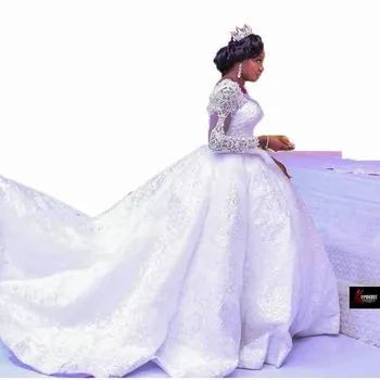 Невеста Платье с V-образным вырезом Тонкое простое Рыбий хвост Слежение Летнее свадебное платье