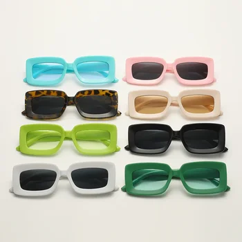 Новая мода Мужские и женские квадратные солнцезащитные очки конфетного цвета Trend Street Shot Каждая пара солнцезащитных очков Очки